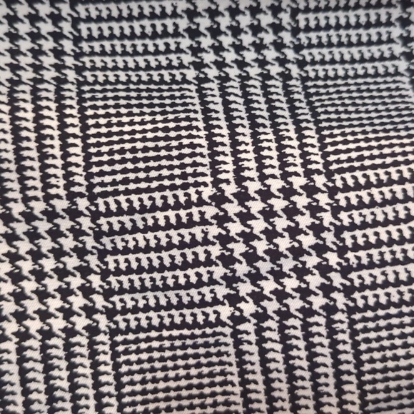 COPY - George Houndstooth Cropped Pants, 2X - Picture 2 of 4